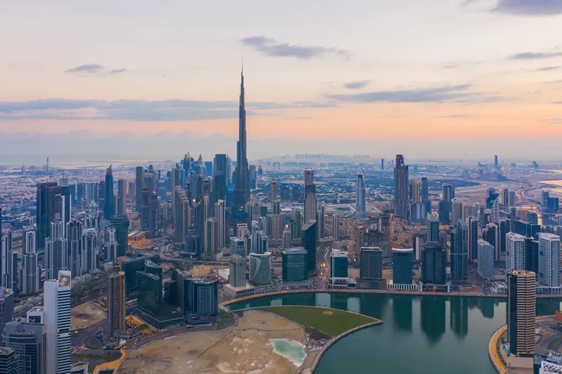Corporate Tax en free zone à Dubaï : comment garder le taux 0 %