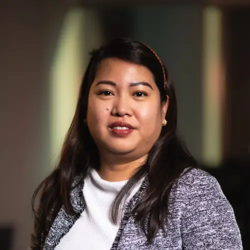 Claire, Experte comptable & finance
